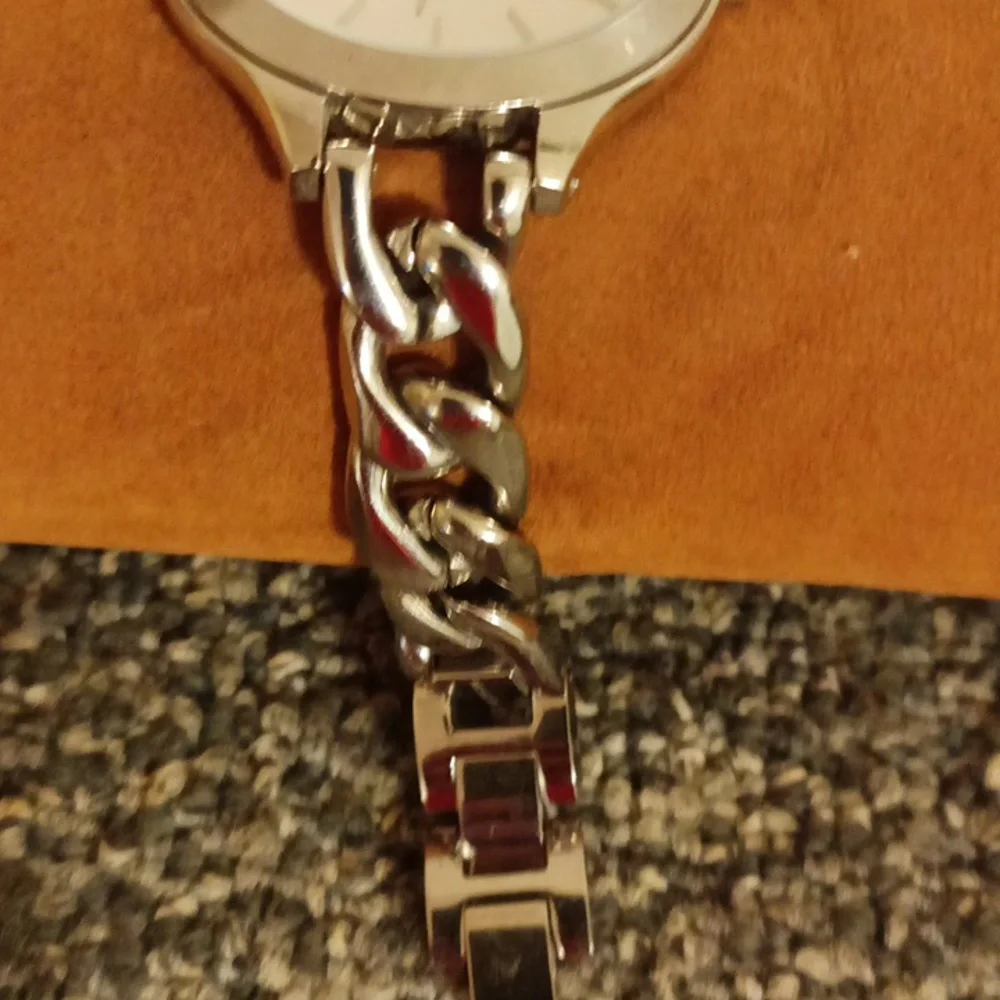 Michael Kors MK 3279 silver tone bracelet woman's watch